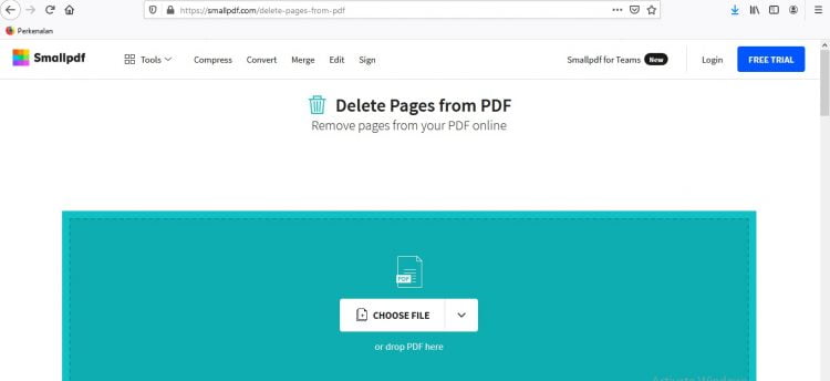 Pertama kunjungi website SmallPDF di alamat berikut